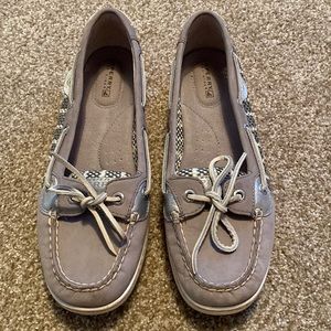 Sperry Top Sider women’s size 8 shoes. Silver and gray, leather